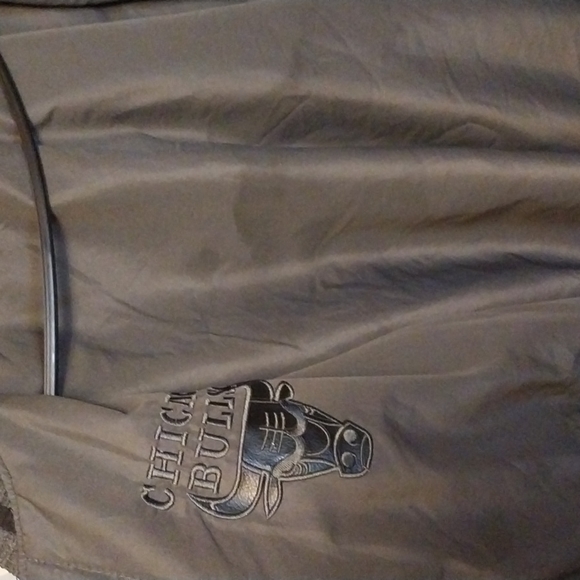 Black and Grey wool Chicago bulls coat w matching hat - Picture 2 of 7